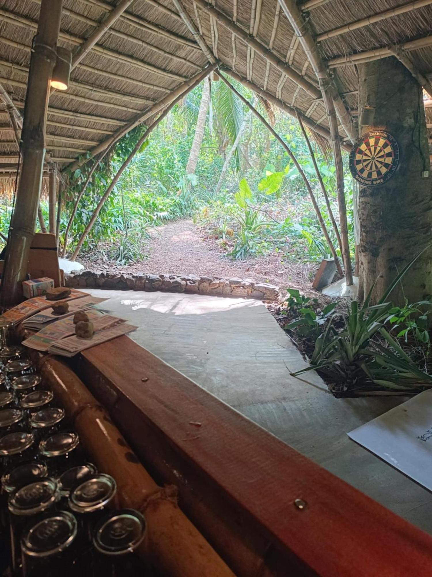 Ecocio Jungle Hostel Coron Εξωτερικό φωτογραφία
